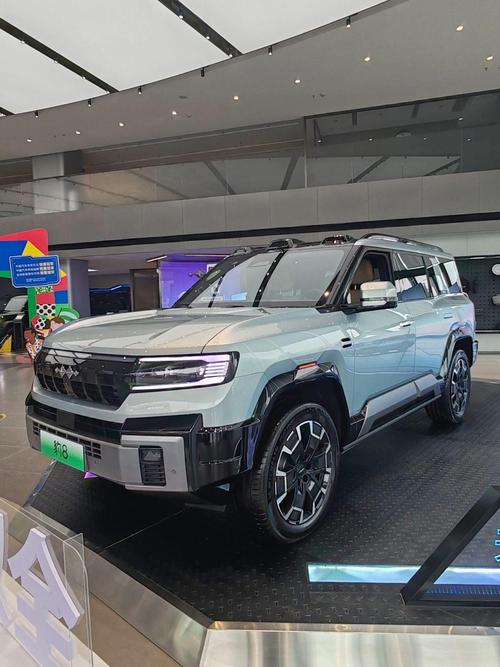 东莞东城区启集博企业管理咨询比亚迪方程豹硬派越野的爆款，英菲尼迪35周年与你共成长